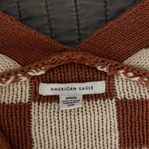 American Eagle Outfitters Brown and Cream Checkered Cardigan - Picture 2 of 3